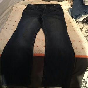 Womens Maurice’s bell bottom blue jeans in size 8 long